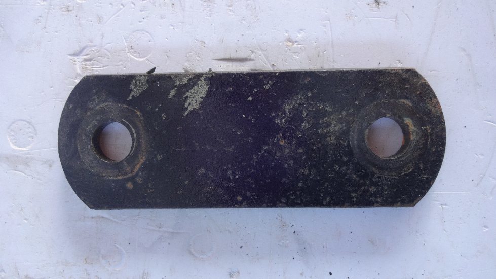 серьга передней рессоры задняя б/у \ выработка - 1